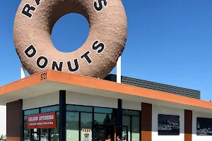 Randy's Donuts image