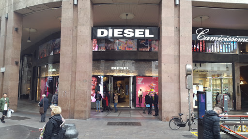 Diesel store