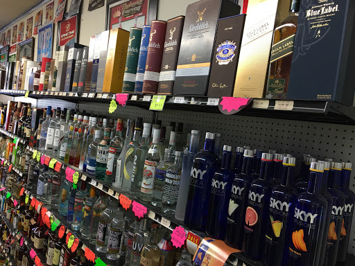 Liquor Store «Healdsburg Liquors», reviews and photos, 427 Center St, Healdsburg, CA 95448, USA