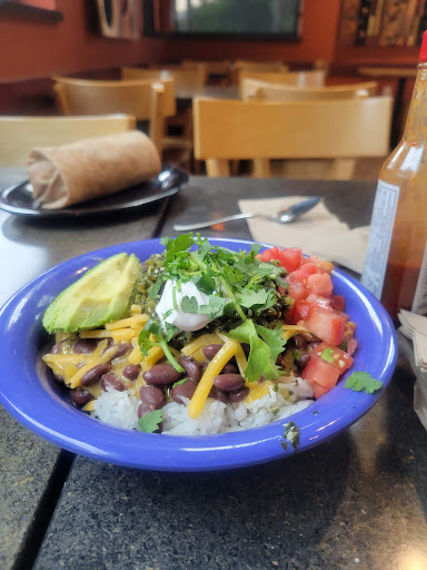 Shopping Mall «Argyle Square Shopping Center», reviews and photos, 8315 SW Jack Burns Blvd, Wilsonville, OR 97070, USA