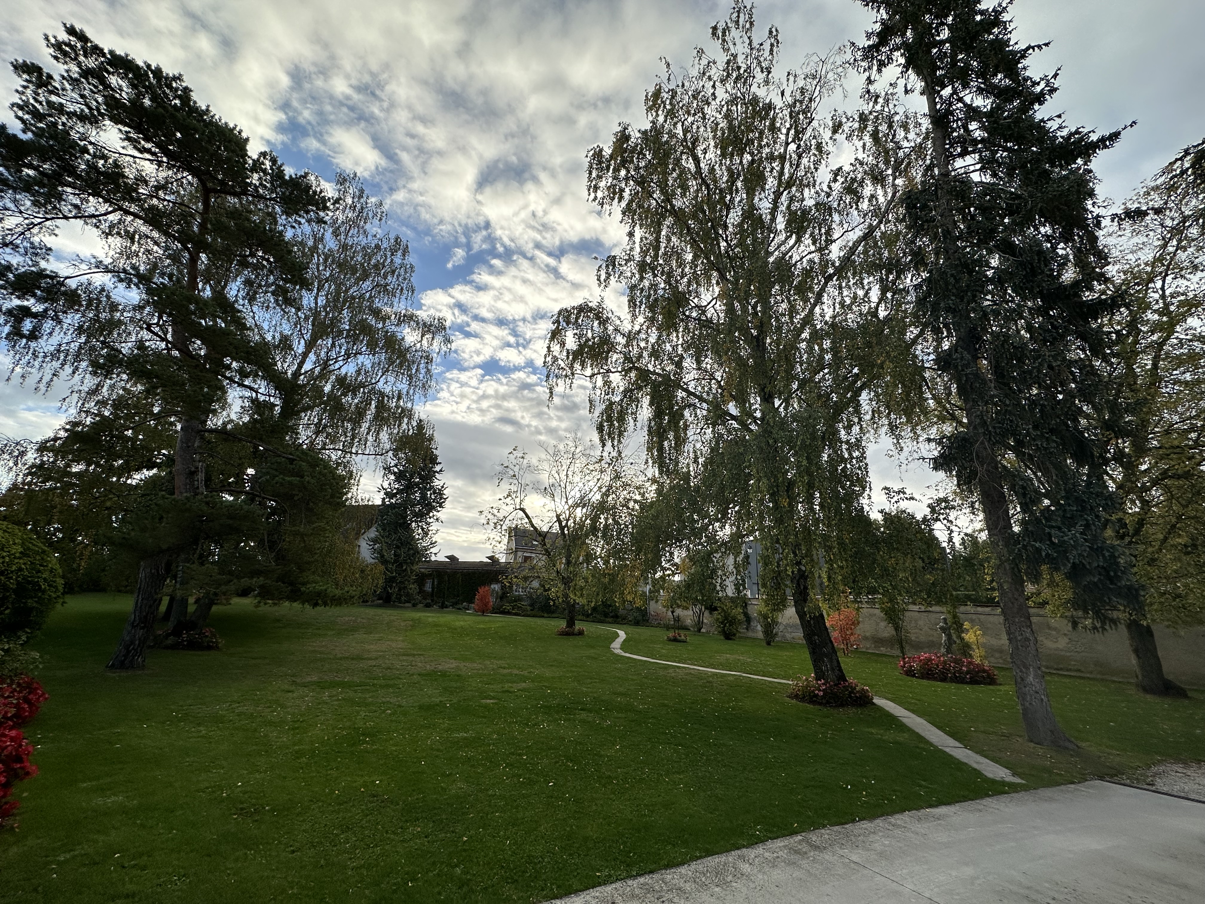 Photo n° 1 de l'avis de Kel. fait le 09/10/2022 à 21:57