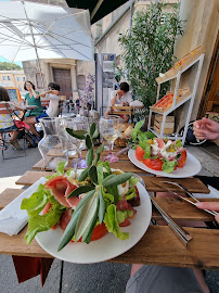 Salade du Sandwicherie Saveurs et Terroirs à Arles - n°2