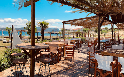 Bongo Restaurant-Beach-Bar image