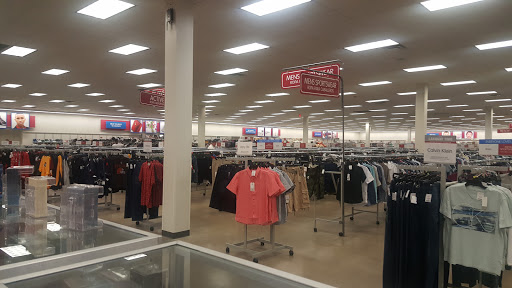 Clothing Store «Burlington Coat Factory», reviews and photos, 3350 Steelyard Dr, Cleveland, OH 44109, USA