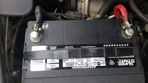 Auto Repair Shop «Azpeitia Auto Repair», reviews and photos, 2005 W Clarendon Dr, Dallas, TX 75208, USA