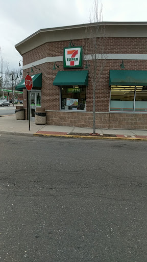 7-Eleven, 29 County Rd, Tenafly, NJ 07670, USA, 