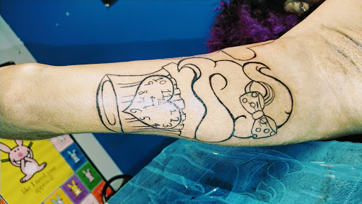 Tattoo Shop «Infamous Tattoos», reviews and photos, 5330 Old National Hwy, College Park, GA 30349, USA