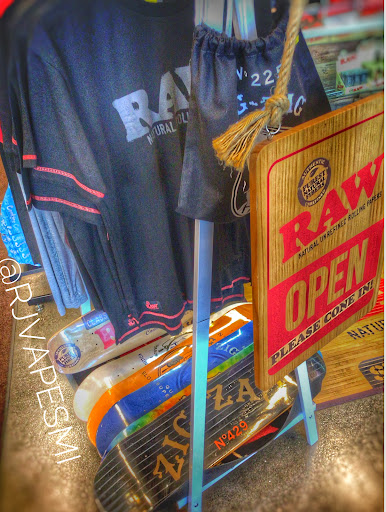 Tobacco Shop «Tobacco Town», reviews and photos, 47043 Gratiot Ave, Chesterfield, MI 48051, USA