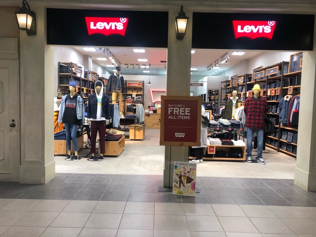 リバイスファクトリアウトレット お台場 市内で江東区