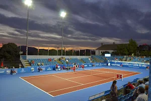 Open Tennis Villa El Espinar image