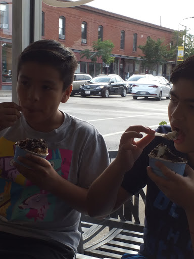 Ice Cream Shop «FRÍO Gelato - 517 Dempster, Evanston», reviews and photos, 517 Dempster St, Evanston, IL 60201, USA