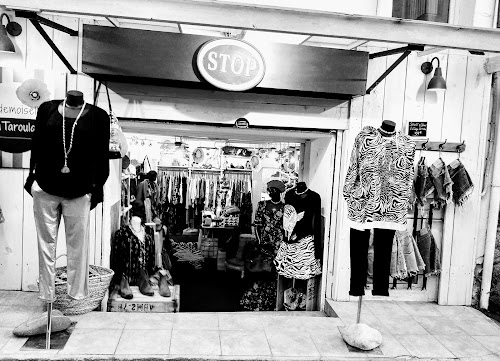 Boutique d'articles de mode Mademoiselle TaTaroula Porto-Vecchio