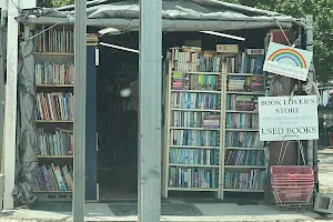 Book Lovers Store image
