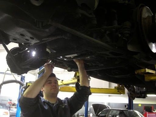 Auto Repair Shop «Autometrics Auto Repair», reviews and photos, 1340 San Pablo Ave, Berkeley, CA 94702, USA