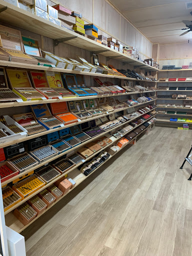 Tobacco Shop «Fogue & Bates Tobacco», reviews and photos, 6929 E 71st St, Tulsa, OK 74133, USA