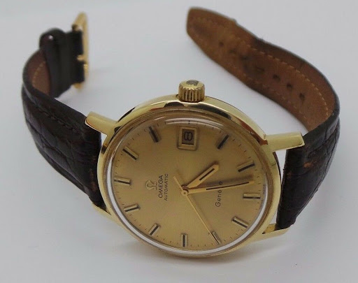 Pawn Shop «R J Jewelry & Loan Co», reviews and photos, 1210 Bloomingdale Rd, Glendale Heights, IL 60139, USA