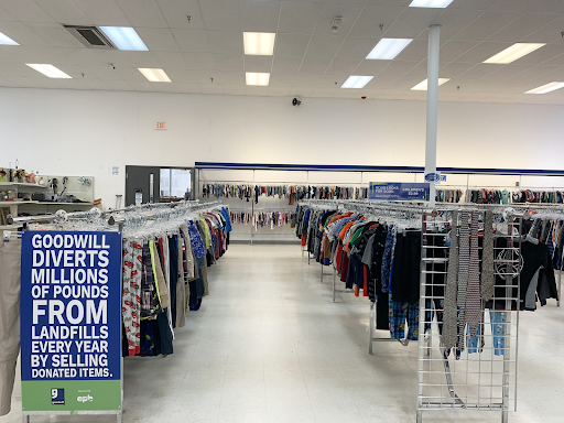 Thrift Store «Goodwill Store Manchester», reviews and photos, 2161 Hillsboro Blvd #5, Manchester, TN 37355, USA