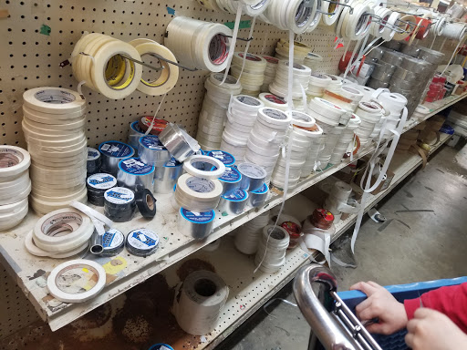 Discount Store «Salvage Discount Store», reviews and photos, 4307 Kernersville Rd, Kernersville, NC 27284, USA