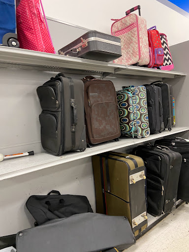 Thrift Store «Goodwill Donation Center», reviews and photos