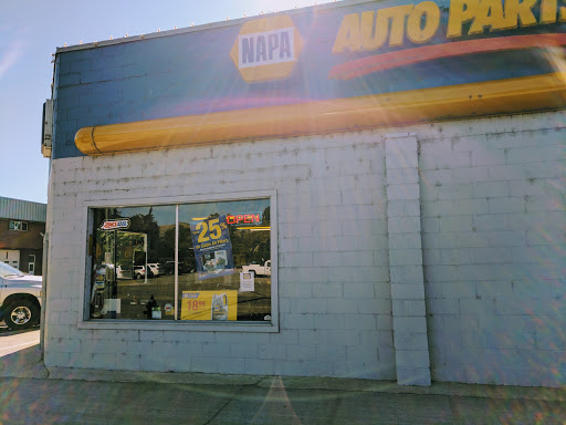NAPA Auto Parts - Chelan Auto Parts Inc, 233 E Wapato Ave, Chelan, WA 98816, USA, 