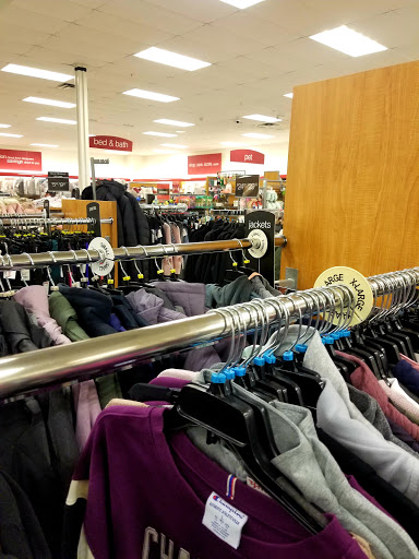 Department Store «T.J. Maxx», reviews and photos, 100 Mountaineer Dr, Stroudsburg, PA 18360, USA