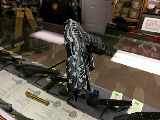 Gun Shop «Smith Outfitters, LLC», reviews and photos, 254 Avery Ave, Steubenville, OH 43952, USA