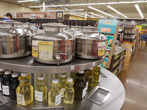 Grocery Store «Fresh Thyme Farmers Market- Town & Country», reviews and photos, 13957 Manchester Rd, Ballwin, MO 63011, USA