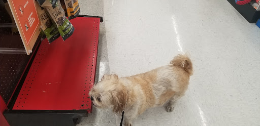 Pet Supply Store «Petco Animal Supplies», reviews and photos, 6631 Edwardsville Crossing Dr, Edwardsville, IL 62025, USA