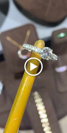 Jewelry Repair Service «6th Avenue Jewelers», reviews and photos, 2060 6th Ave, Vero Beach, FL 32960, USA