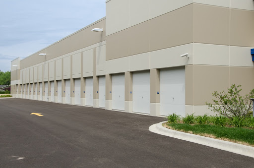 Self-Storage Facility «CubeSmart Self Storage», reviews and photos, 7910 Lemont Rd, Woodridge, IL 60517, USA
