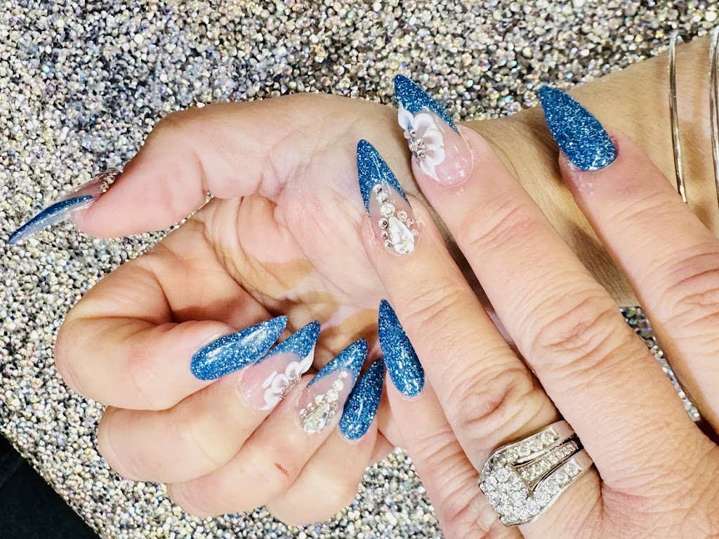 City Nails 08755
