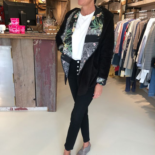 Boutique «Kristi Boutique», reviews and photos, 339 1st St, Aspinwall, PA 15215, USA