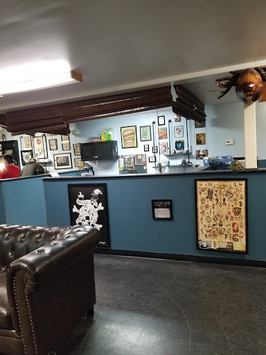 Tattoo Shop «Blu Gorilla Tattoo», reviews and photos, 1409 King St, Charleston, SC 29403, USA