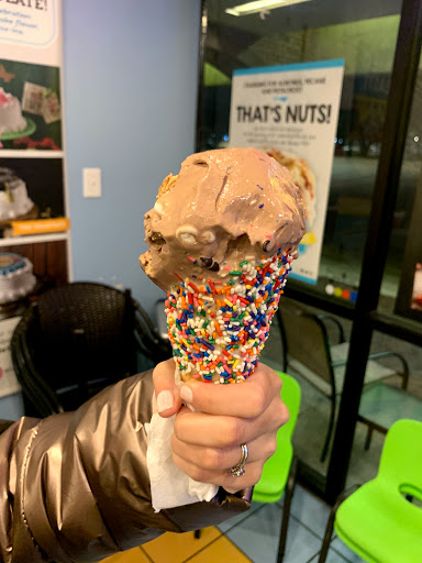 Ice Cream Shop «Marble Slab Creamery», reviews and photos, 780 E Road to Six Flags St #234, Arlington, TX 76011, USA