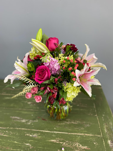 Florist «Flowers Of Marietta», reviews and photos, 1100 Johnson Ferry Rd #250B, Marietta, GA 30068, USA