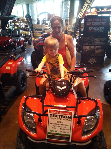 Sporting Goods Store «Bass Pro Shops Base Camp», reviews and photos, 2500 E Kearney St, Springfield, MO 65803, USA