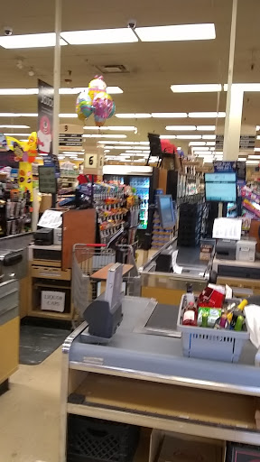 Grocery Store «Jewel-Osco», reviews and photos, 7201 W 24th St, North Riverside, IL 60546, USA