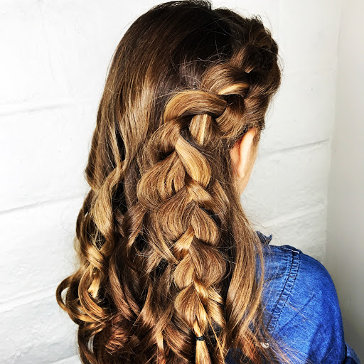 Hair Salon «Salon Westlake», reviews and photos, 4673 Lakeview Canyon Rd, Westlake Village, CA 91361, USA