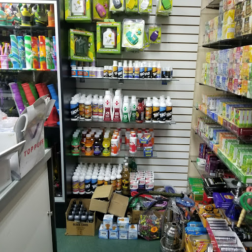 Tobacco Shop «Brockton smoke shop», reviews and photos, 793 Crescent St #1, Brockton, MA 02302, USA