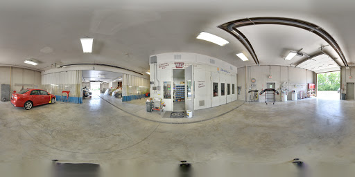 Auto Body Shop «M & G Body Shop», reviews and photos, 12018 Hamilton Ave, Cincinnati, OH 45231, USA