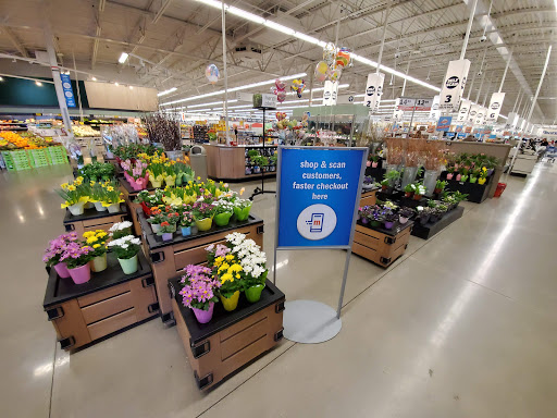 Grocery Store «Meijer», reviews and photos, 7701 Green Bay Rd, Kenosha, WI 53142, USA