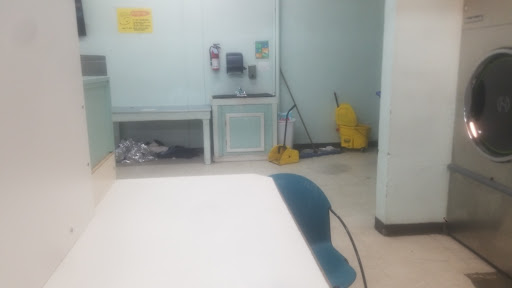 Laundromat «Alpine 24 Hour Laundry», reviews and photos, 231 N Lombard St, Portland, OR 97217, USA