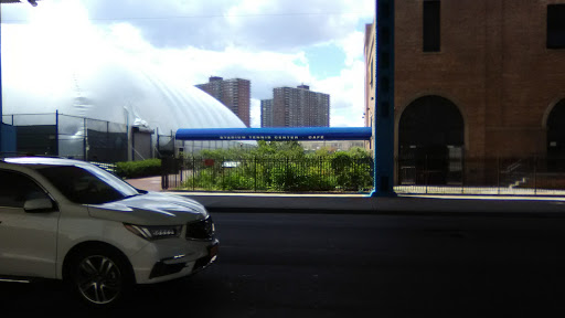Tennis Court «Stadium Tennis Center», reviews and photos, 725 Gateway Center Blvd, Bronx, NY 10451, USA