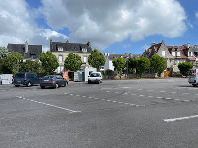 Parking de la cale du bac à Bénodet