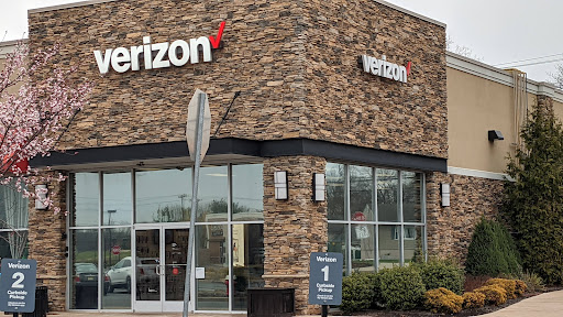 Cell Phone Store «Verizon Authorized Retailer - A Wireless», reviews and photos, 1255 Raritan Rd #210, Clark, NJ 07066, USA