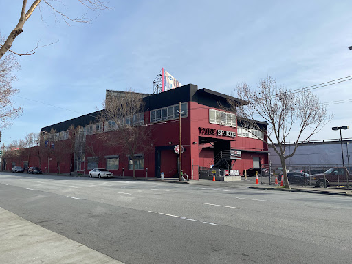 K&L Wine Merchants, 855 Harrison St, San Francisco, CA 94107, USA, 