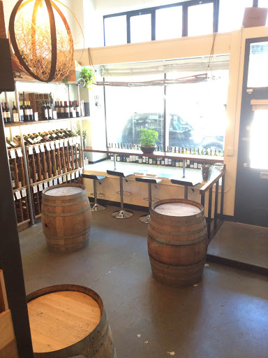 Wine Store «Thelonious Wines», reviews and photos, 516 NW 9th Ave, Portland, OR 97209, USA