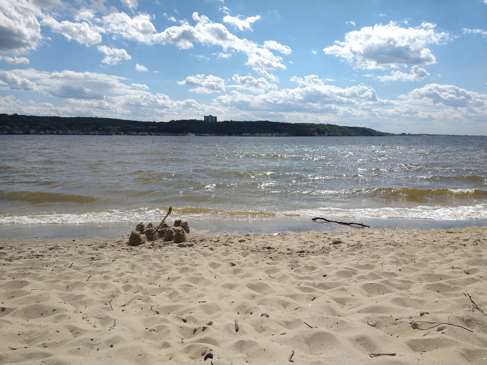 Foto di Sandy hook beach - luogo popolare tra gli intenditori del relax