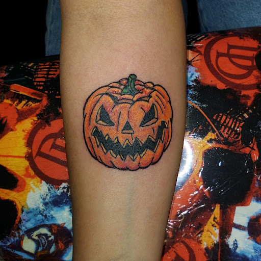 Tattoo Shop «Diversity Tattoo», reviews and photos, 4401 N Rancho Dr, Las Vegas, NV 89130, USA