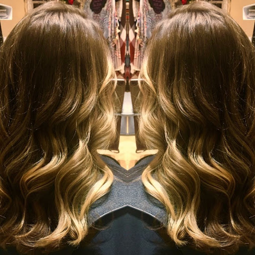 Hair Salon «Studio 3 Eleven Salon and Beauty Bar», reviews and photos, 211 Clover Ln h, Louisville, KY 40207, USA